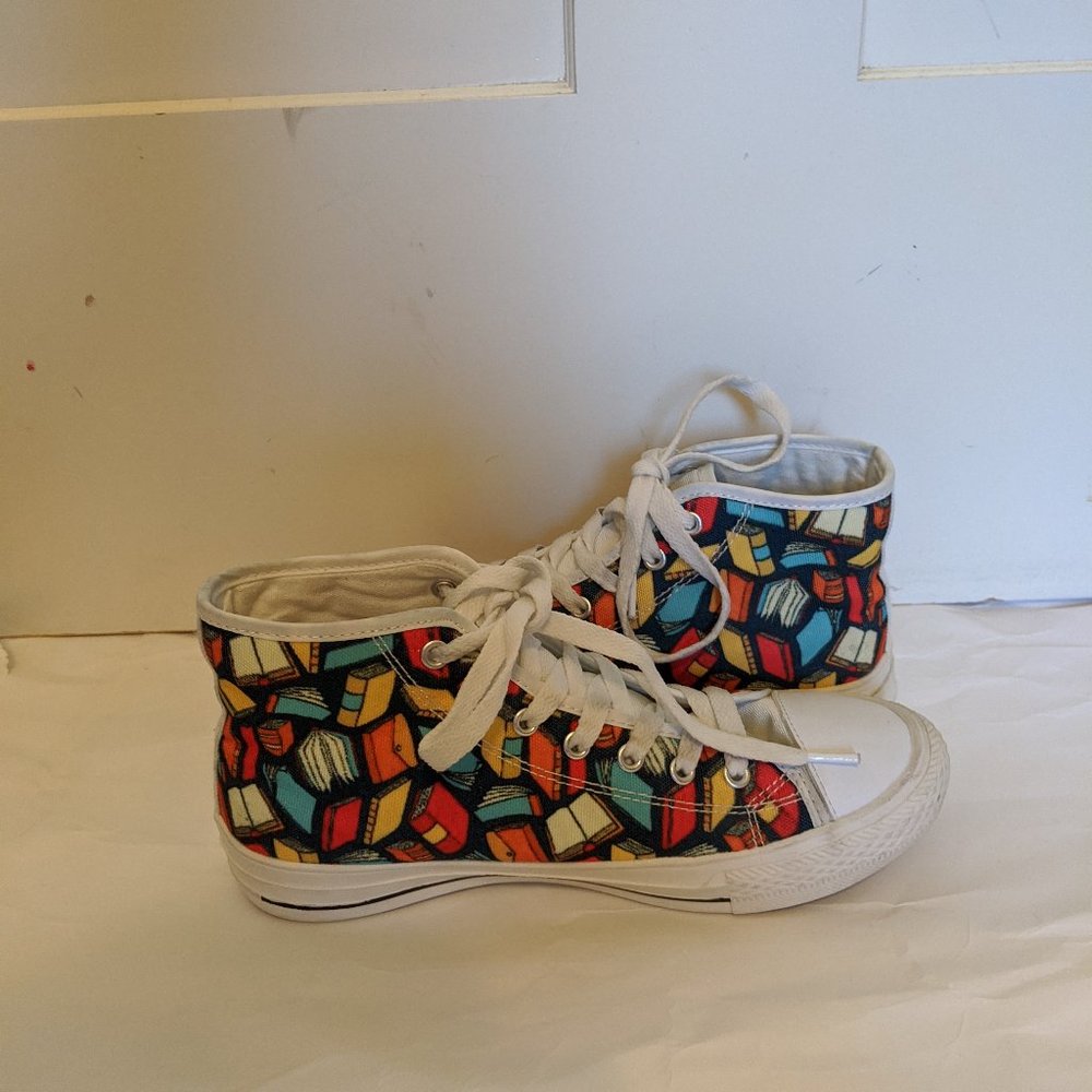 Book print sneakers